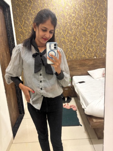high profile Call Girls in Kanpur